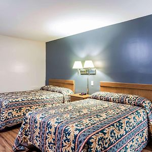 Double Room Two Double Beds Non-Smoking